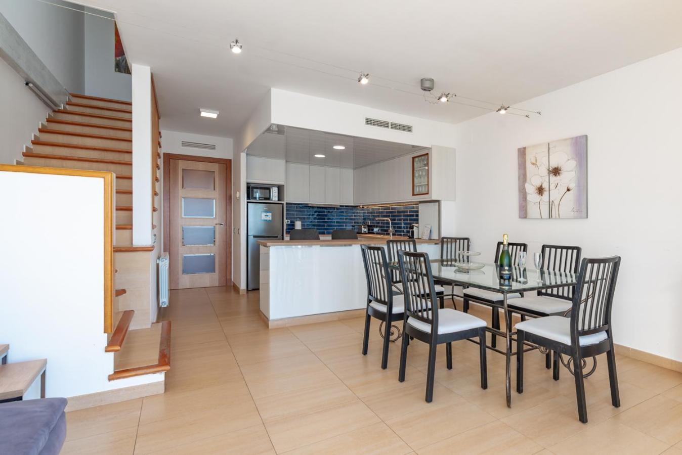 Insitges Sant Sebastia's Apartment *